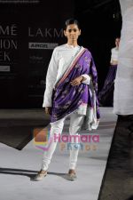 on day 1 Lakme Fashion Week for designer Anamika Khanna in Tote on 10th March 2011 (82).JPG